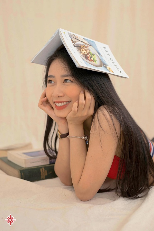 Nguyễn Ngọc Khánh ‘Healthy Tiktoker’ - Sinh viên K62 Tiếng Anh KHKT & CN (Đại học Bách khoa Hà Nội).