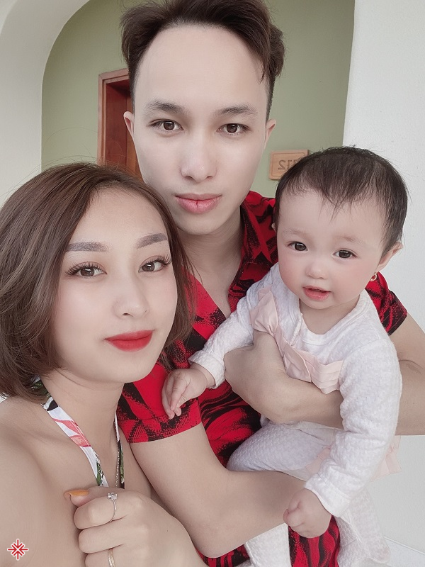 ‘Gia đình nhỏ hạnh phúc to’ của CEO Hồ Bích Ngọc.