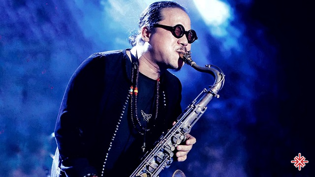 Nghệ sĩ saxophone 'đầy tài năng, lắm thăng trầm' - Trần Mạnh Tuấn | Người Nổi Tiếng