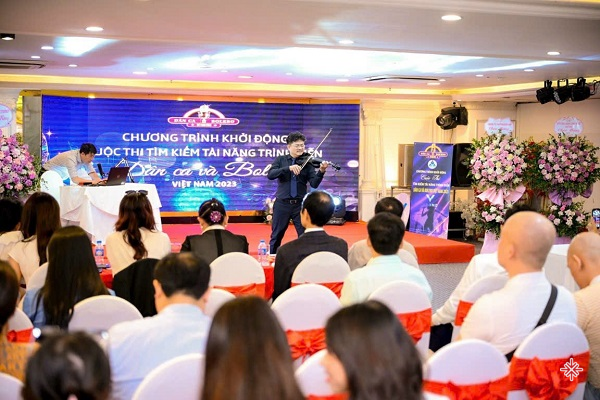 Cuộc thi Dân ca và Bolero Việt Nam 2023 – cuộc thi kết nối quá khứ, hiện tại và tương lai; và là đấu trường âm nhạc chuyên nghiệp.