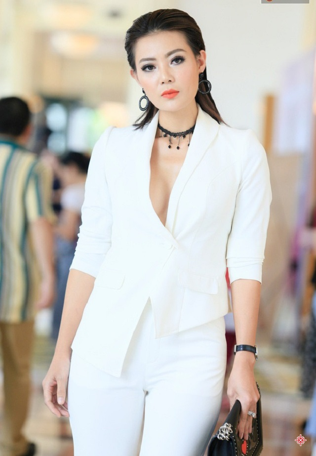 Vẻ đẹp rạng rỡ của diễn viên Thanh Hương khiến bao người đắm đuối.