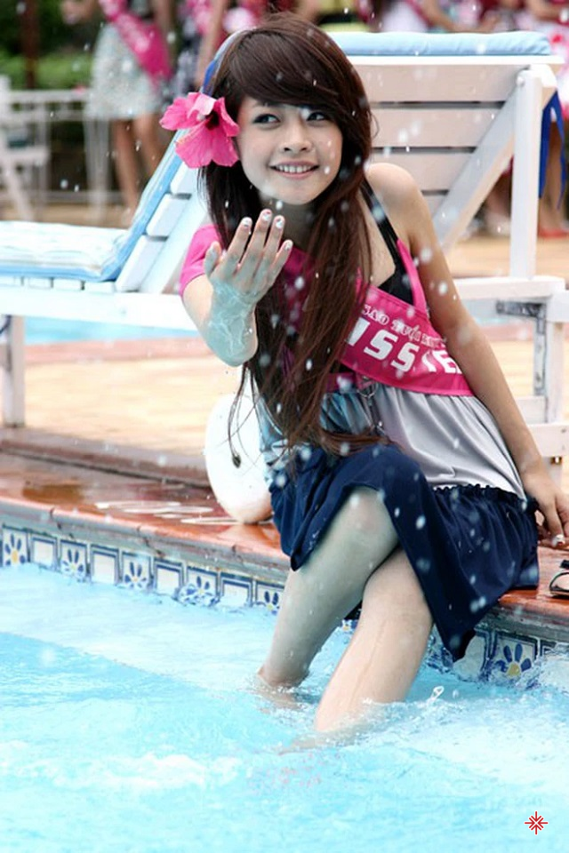 Chi Pu tham gia cuộc thi Miss Teen 2009.