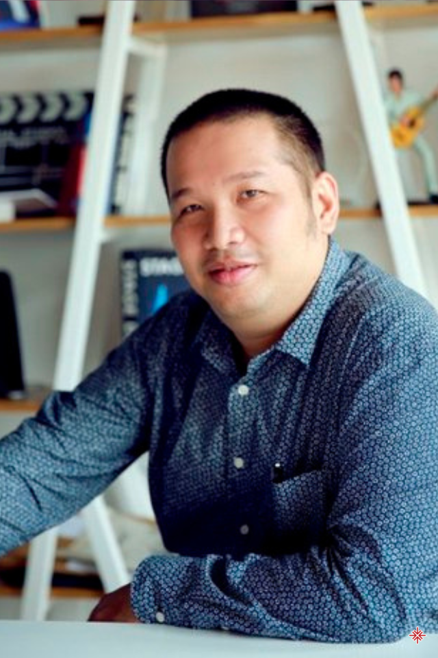 Quang Huy là đạo diễn, nhạc sĩ và là “ông bầu” quyền lực của showbiz Việt.
