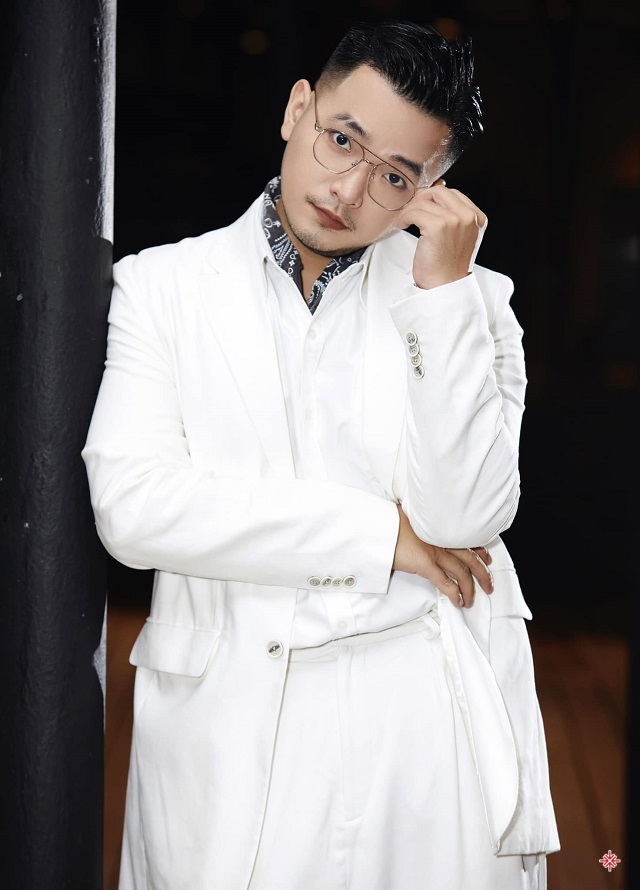 Ca sĩ Phạm Hồng Phước trưởng thành sau cuộc thi Việt Nam Idol.
